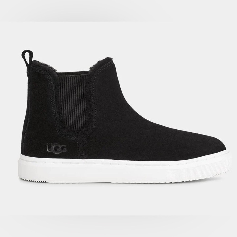 NWT UGG ALAMEDA CHELSEA